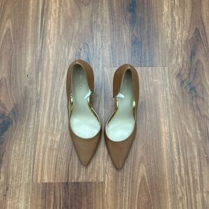 merano brown open arch pumps